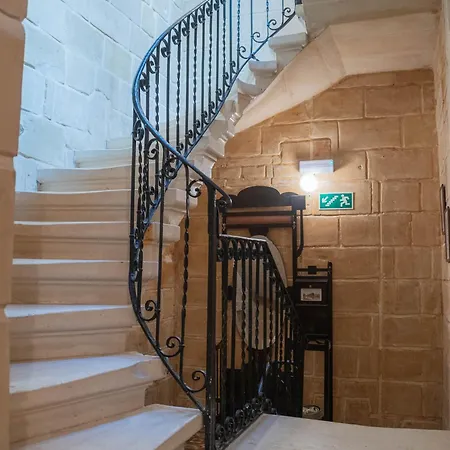 Senglea Charming 2bdr Townhouse *