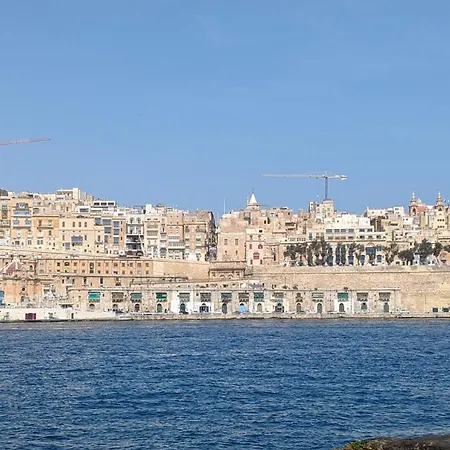 Senglea Charming 2bdr Townhouse