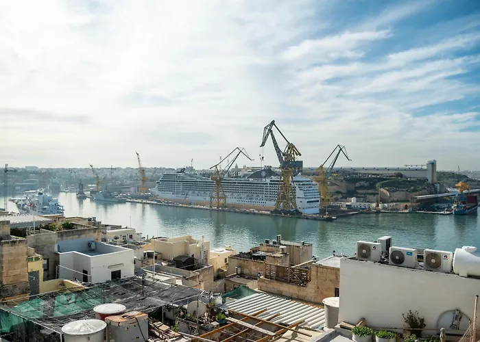 Senglea Charming 2bdr Townhouse Tatil Evi Qormi