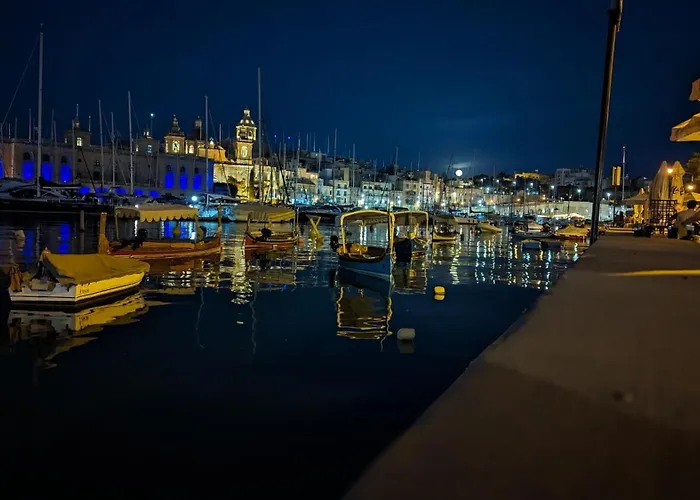 Senglea Charming 2bdr Townhouse * Qormi