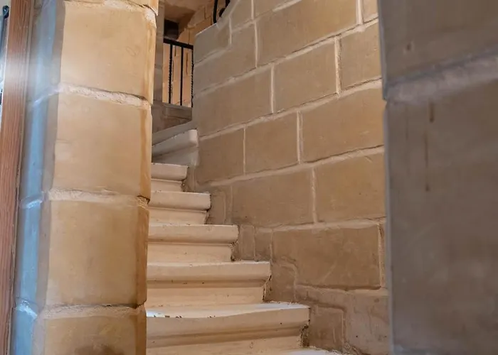 Tatil Evi Senglea Charming 2bdr Townhouse