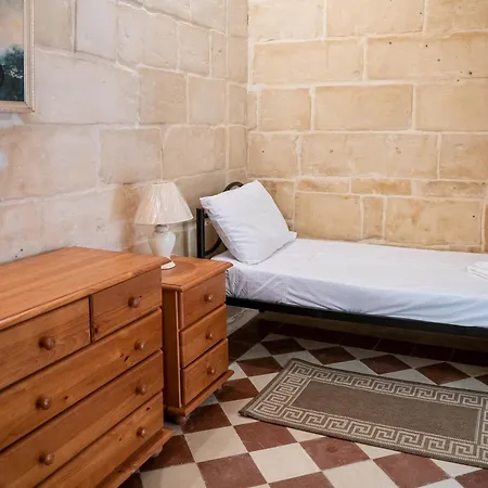 Senglea Charming 2bdr Townhouse Hébergement de vacances Qormi