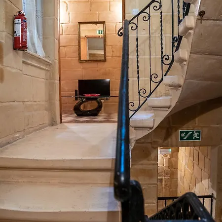 Senglea Charming 2bdr Townhouse Hébergement de vacances Qormi