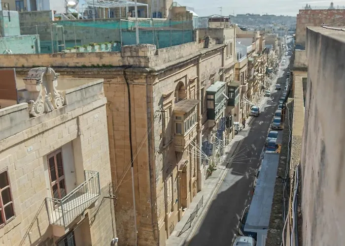 Holiday home Senglea Charming 2bdr Townhouse *